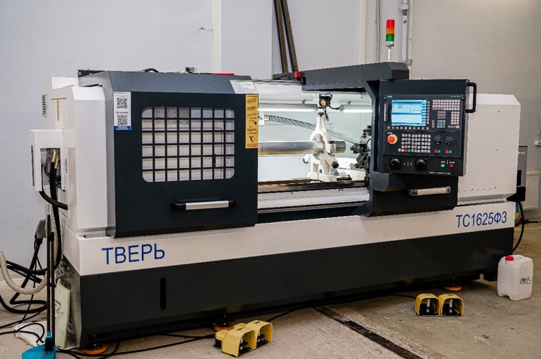 Токарный станок  с ЧПУ ТС1625Ф3/1500